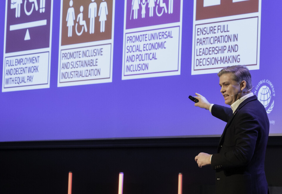 Administrerende direktør i UN Global Compact Norway, Kim Gabrielli, vektla under Paratkonferansen hvordan fremtidens næringsliv handler om ti prinsipper: ansvarlig drift og gode arbeidsvilkår, og bærekraft som businessmulighet. Foto: Ned Alley