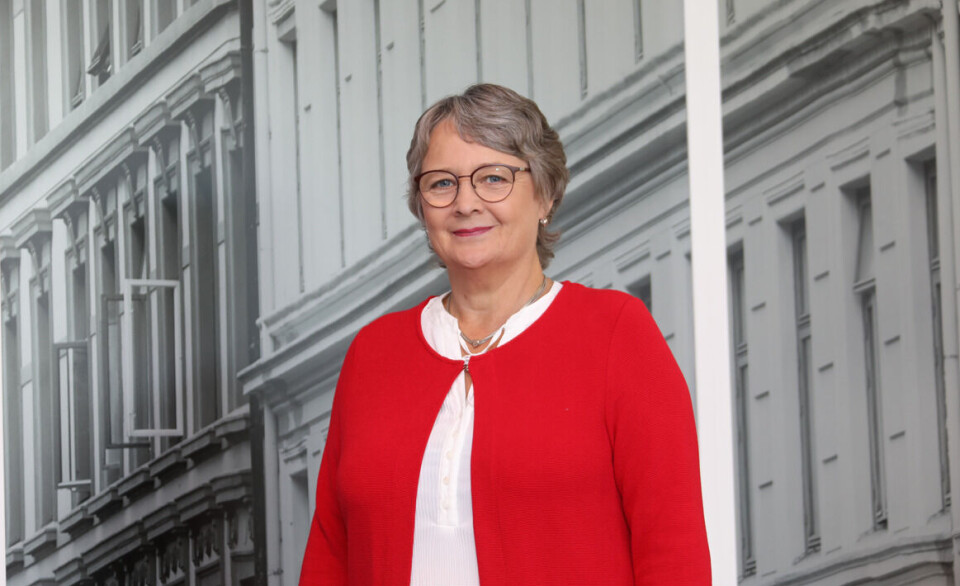 Anne-Gro Årmo, leder av Tannhelsesekretærenes forbund, mener det er avgjørende at smittevernrutiner følges nøye for å sikre pasientsikkerheten.