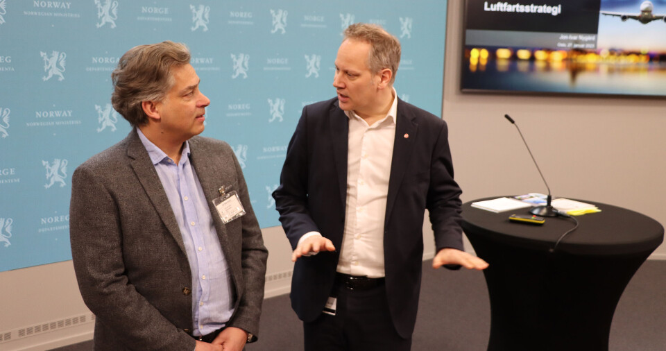 Oddbjørn Holsether, leder i Pilotforbundet i Parat, møtte samferdselsminister Jon-Ivar Nygård i Oslo fredag. Foto: Ulrik Øen Johnsen.