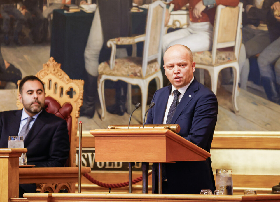 Finansminister Trygve Slagsvold Vedum på talerstolen i Stortinget. Foto: Stortinget