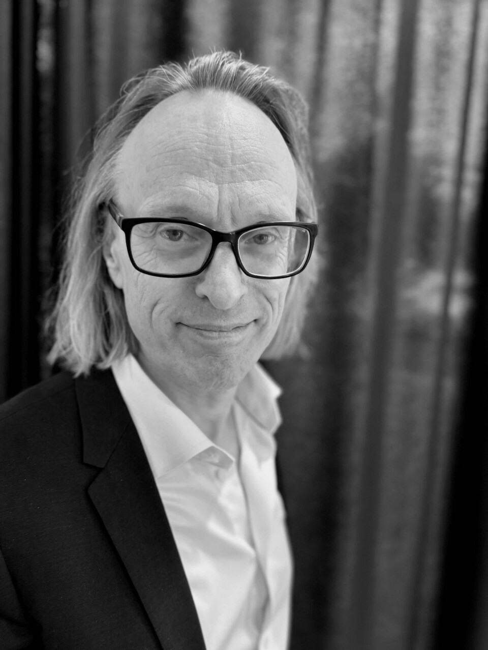- Takk til Parat som oppmuntrer til diskusjoner om KI og arbeidsmarkedet, sier Morten Irgens.