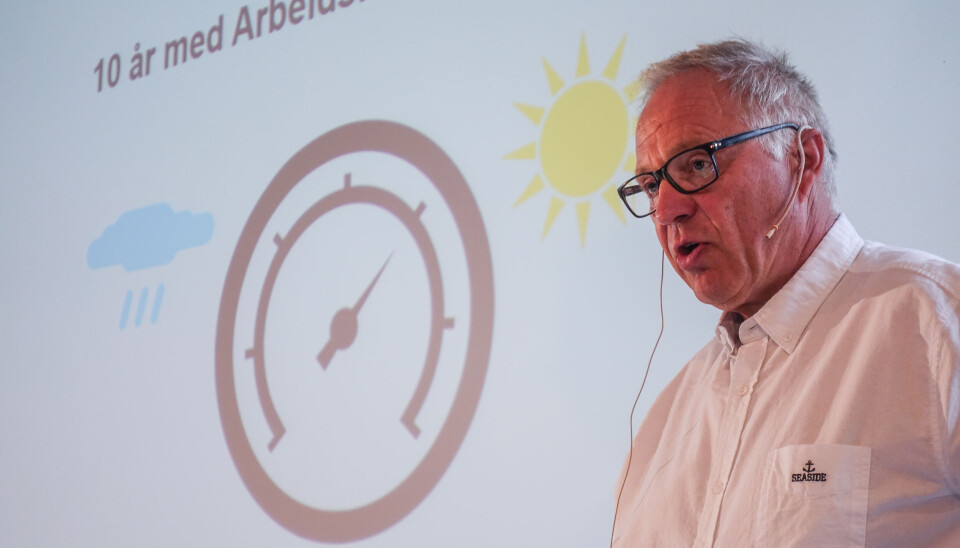 Klare tegn til tunnelsyn innen forskningen på sykefravær, mener tidligere leder ved Arbeidsforskningsinstituttet, Arild H. Steen.
