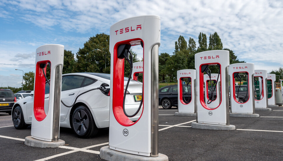 Forsikringsgiganten Folksam selger seg ut av Tesla. Tidligere har det nederlandske oljefondet trukket seg ut, men det norske oljefondet blir