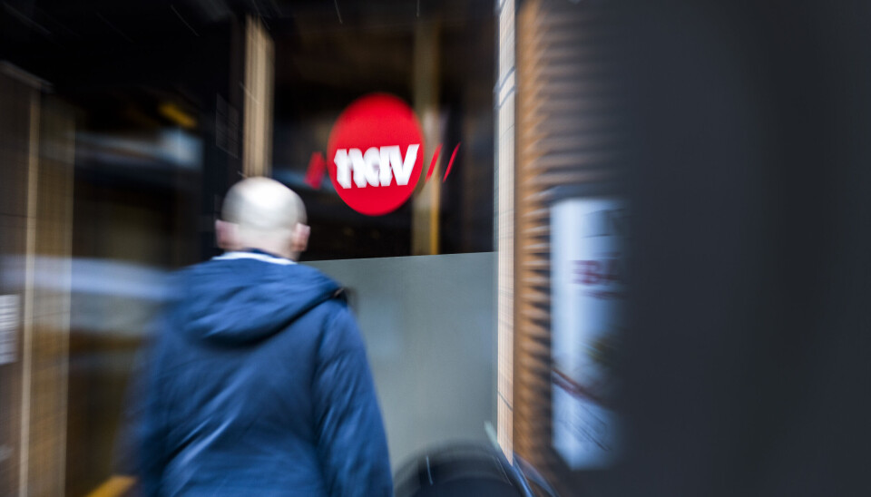 Arbeidsledigheten øker, særlig blant unge under 25 år. Samtidig viser tallene at mange næringer fortsatt ansetter